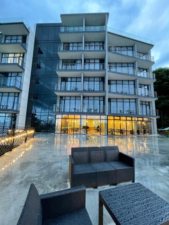 Hotel Biota 卡瓦拉提 外观 照片